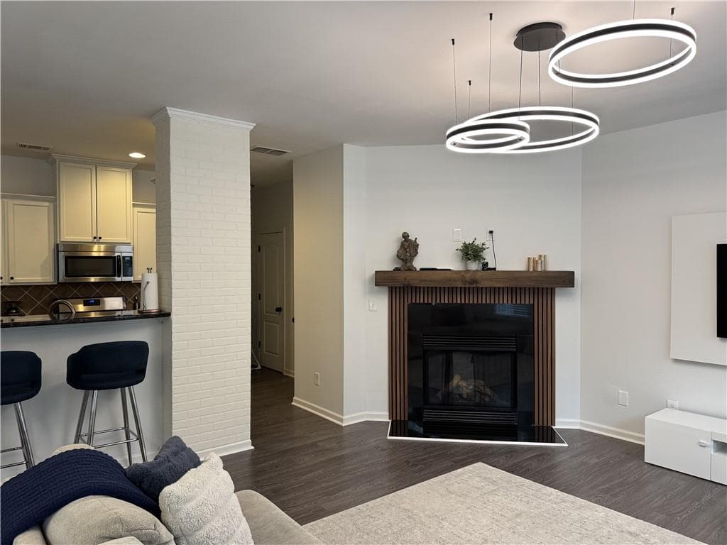 3 bedroom, 3 bathroom, 1,934 sq ft townhouse for sale at 2718 Sardis Chase Court, Buford, GA 30519 — photo 10