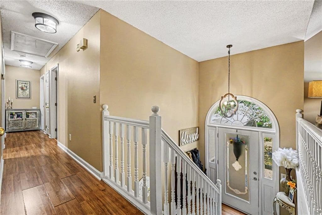 5 bedroom, 3 bathroom, 3,126 sq ft single family residence for sale at 306 Queensbury Walk, Acworth, GA 30102 — photo 5