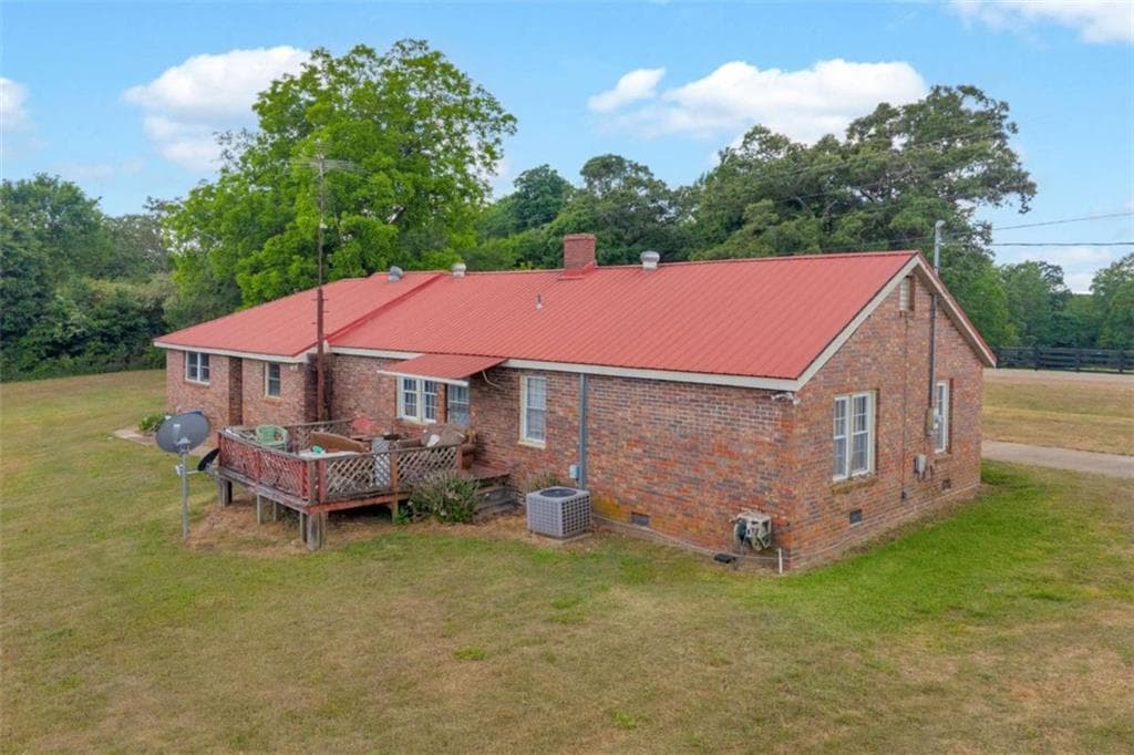 4 bedroom, 1 bathroom other under contract at 740 Cromers Bridge Road, Royston, GA 30662 — photo 7