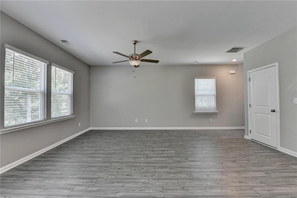 4 bedroom, 3 bathroom, 1,847 sq ft single family residence for sale at 125 Osprey Overlook Drive, Braselton, GA 30517 — photo 5