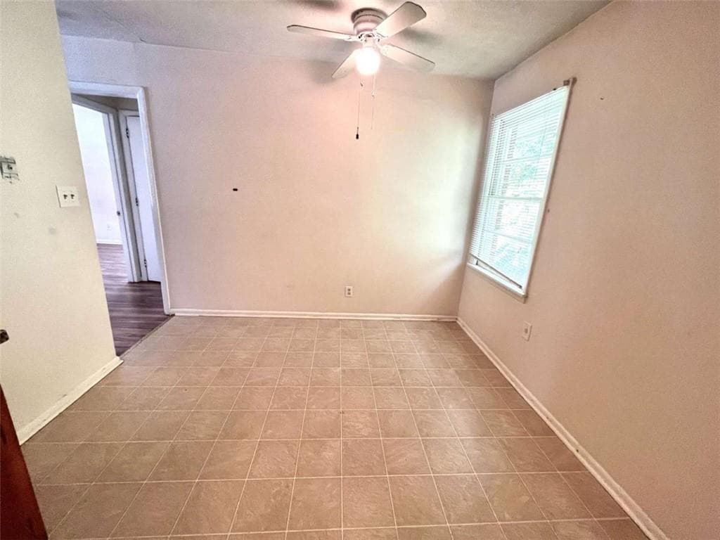 1 bedroom, 1 bathroom, 700 sq ft apartment for rent at 1002 Level Creek Road 201, Sugar Hill, GA 30518 for $1,100 a month — photo 8