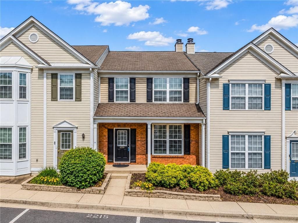 2 bedroom, 3 bathroom, 1,218 sq ft home for sale at 2215 Kilmington Square, Alpharetta, GA