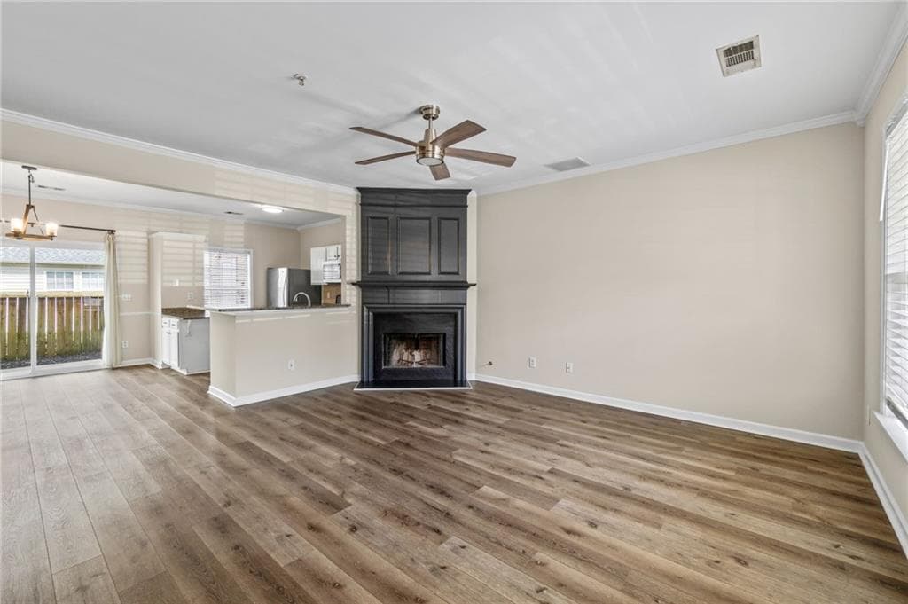 2 bedroom, 3 bathroom, 1,218 sq ft townhouse for sale at 2215 Kilmington Square, Alpharetta, GA 30009 — photo 2