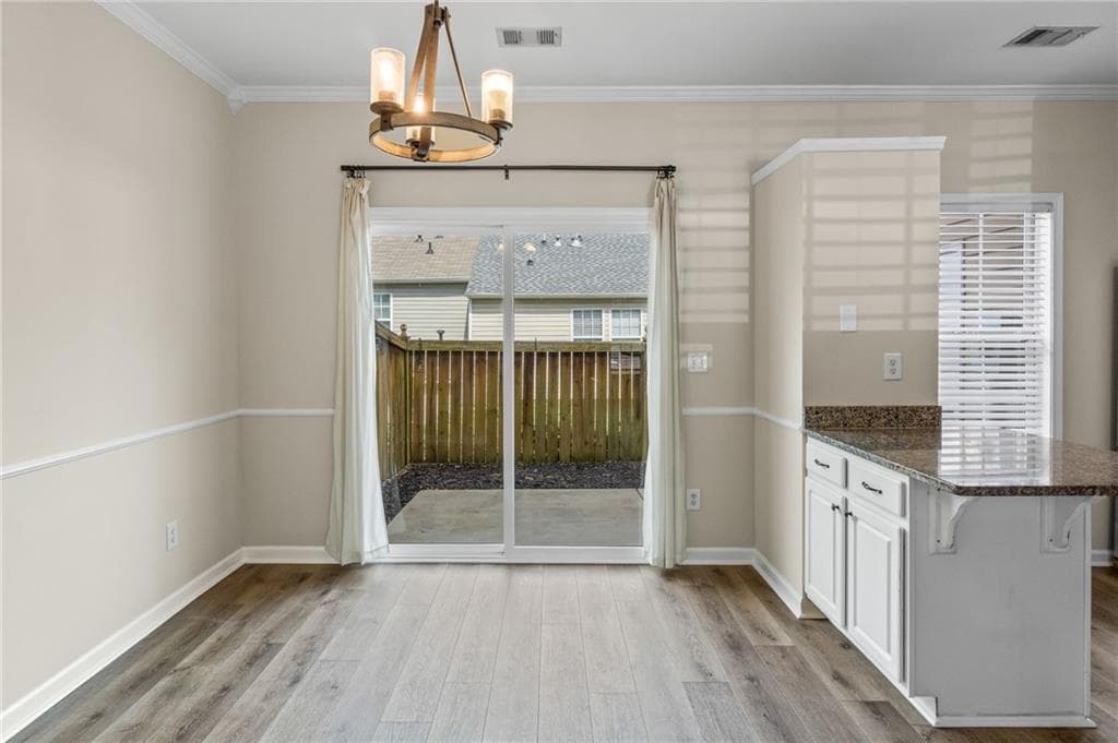 2 bedroom, 3 bathroom, 1,218 sq ft townhouse for sale at 2215 Kilmington Square, Alpharetta, GA 30009 — photo 4