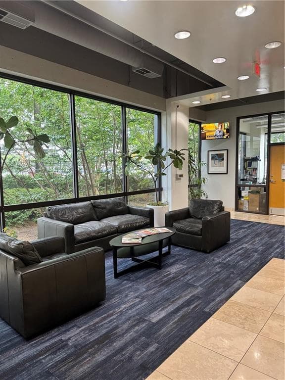 2 bedroom, 2 bathroom, 1,532 sq ft condominium under contract at 120 Ralph Mcgill Boulevard 1008, Atlanta, GA 30308 — photo 3