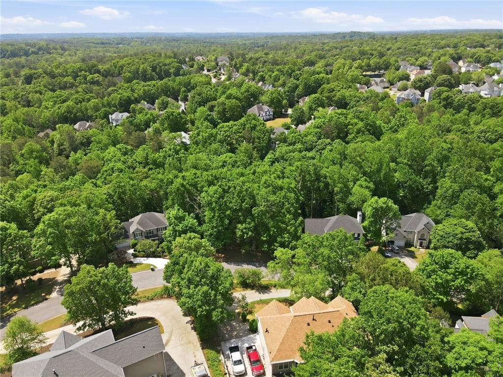 single family residence for sale at 5505 Hampstead Way, Johns Creek, GA 30097 — photo 7
