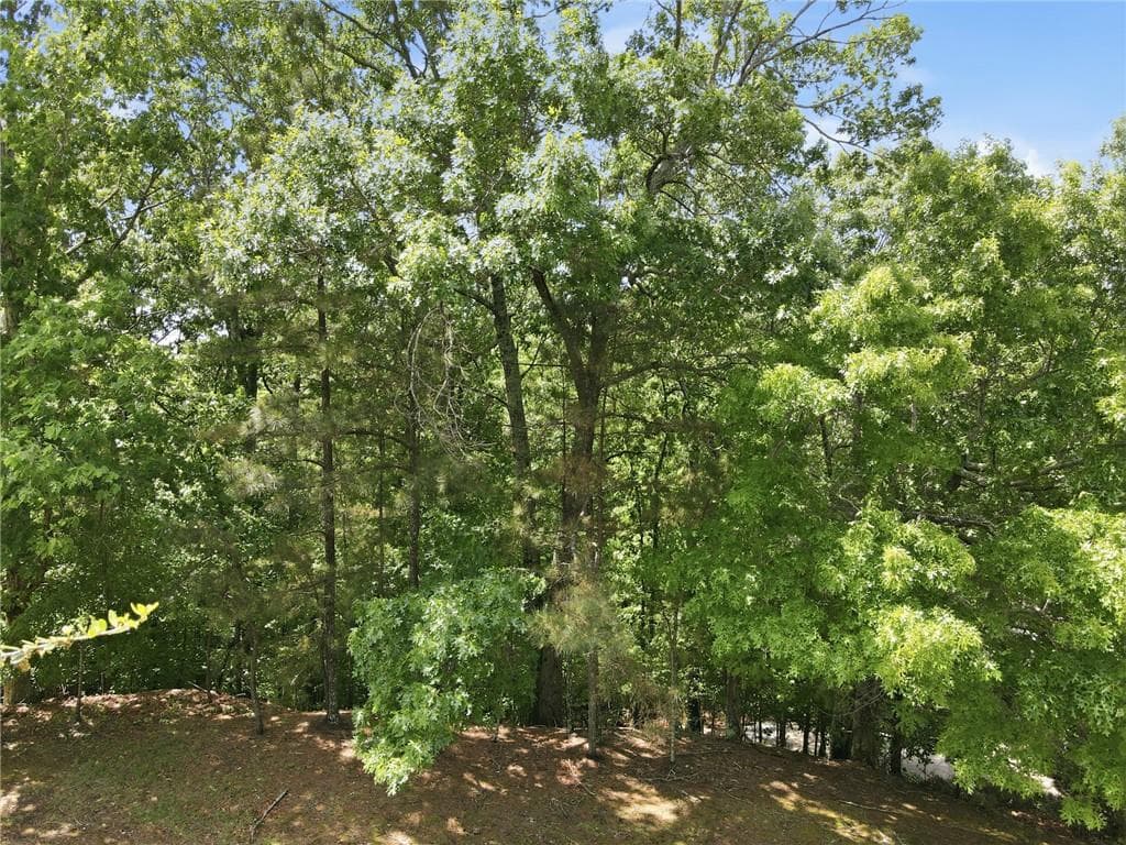 single family residence for sale at 5505 Hampstead Way, Johns Creek, GA 30097 — photo 5