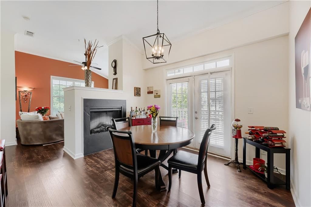 2 bedroom, 2 bathroom, 1,278 sq ft condominium for sale at 4805 W Village Way 3410, Smyrna, GA 30080 — photo 6
