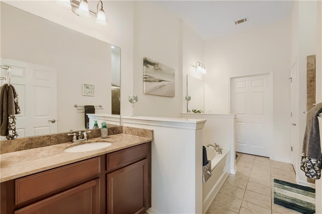 2 bedroom, 2 bathroom, 1,278 sq ft condominium for sale at 4805 W Village Way 3410, Smyrna, GA 30080 — photo 10