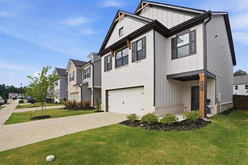 4 bedroom, 3 bathroom, 2,400 sq ft single family residence under contract at 4231 Portsbrook Avenue, Snellville, GA 30039 — photo 9