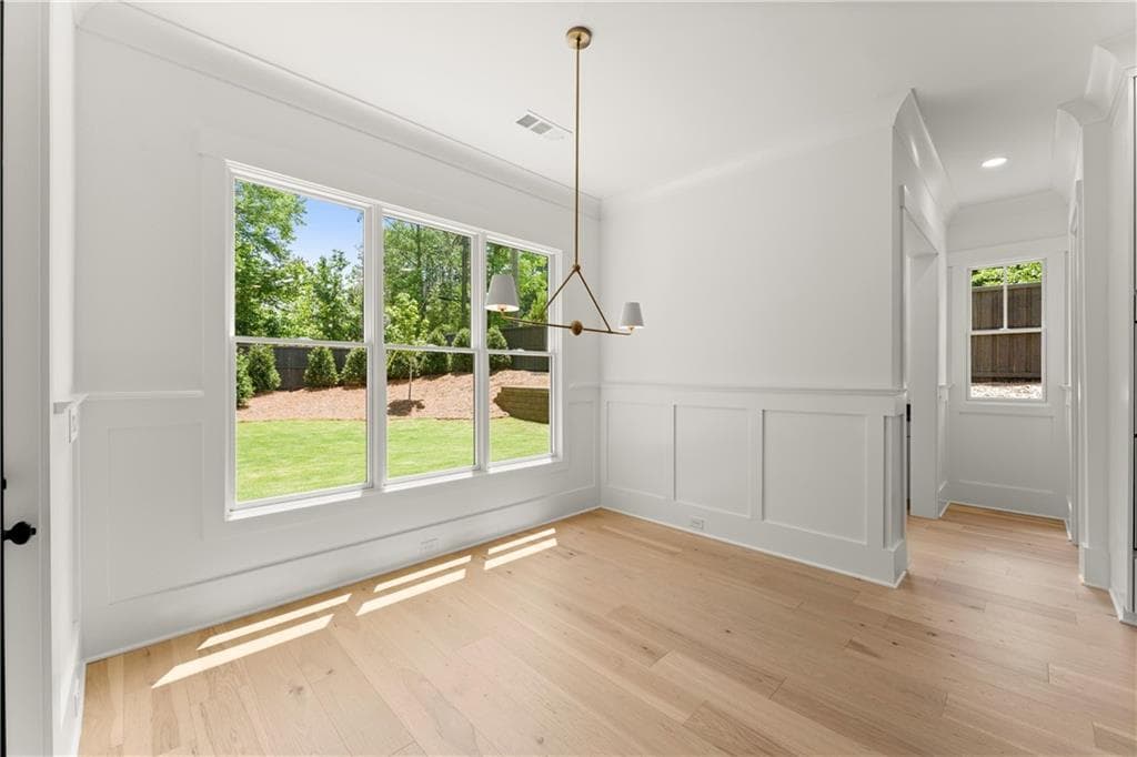 5 bedroom, 6 bathroom, 4,088 sq ft single family residence under contract at 285 Reese Way, Ball Ground, GA 30107 — photo 5