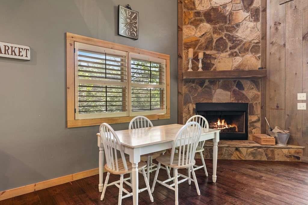 3 bedroom, 4 bathroom, 2,400 sq ft single family residence for sale at 479 Big Timber Road, Mineral Bluff, GA 30559 — photo 8
