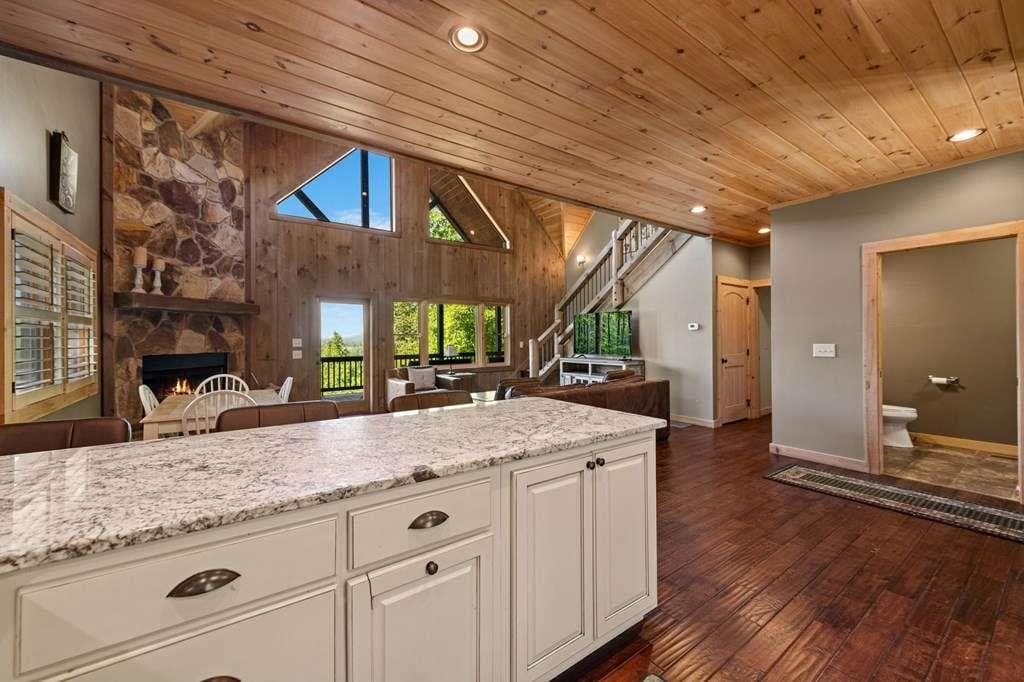3 bedroom, 4 bathroom, 2,400 sq ft single family residence for sale at 479 Big Timber Road, Mineral Bluff, GA 30559 — photo 9