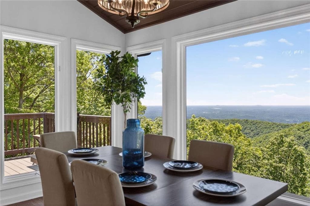 3 bedroom, 3 bathroom, 2,844 sq ft single family residence for sale at 1091 Deer Run Ridge, Jasper, GA 30143 — photo 3
