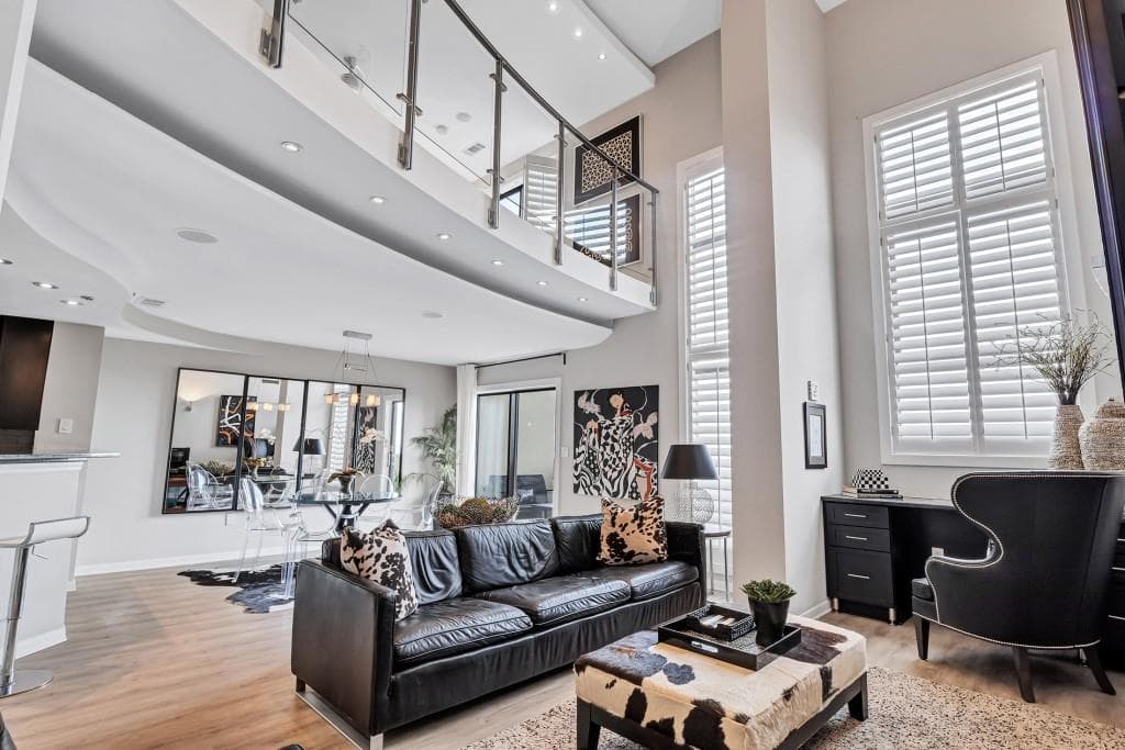 1 bedroom, 2 bathroom, 1,460 sq ft condominium for sale at 795 Hammond Drive 2403, Atlanta, GA 30328