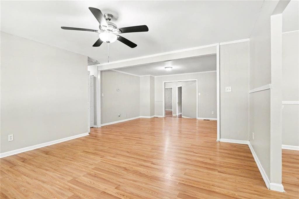5 bedroom, 3 bathroom, 1,916 sq ft single family residence under contract at 10646 Eagle Drive, Jonesboro, GA 30238 — photo 3