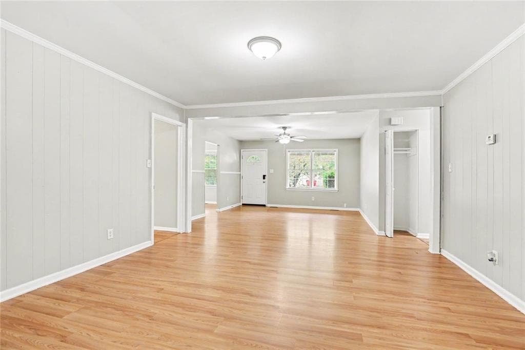 5 bedroom, 3 bathroom, 1,916 sq ft single family residence under contract at 10646 Eagle Drive, Jonesboro, GA 30238 — photo 4