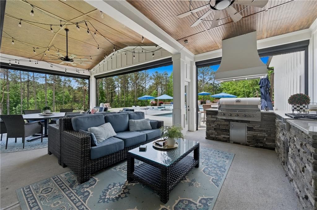 4 bedroom, 5 bathroom, 4,285 sq ft single family residence under contract at 4577 Yellow Creek Road, Ball Ground, GA 30107 — photo 3