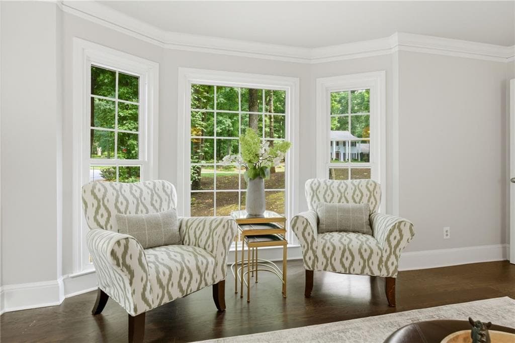5 bedroom, 4 bathroom, 5,400 sq ft single family residence for sale at 255 Waverly Hall Drive, Roswell, GA 30075 — photo 8