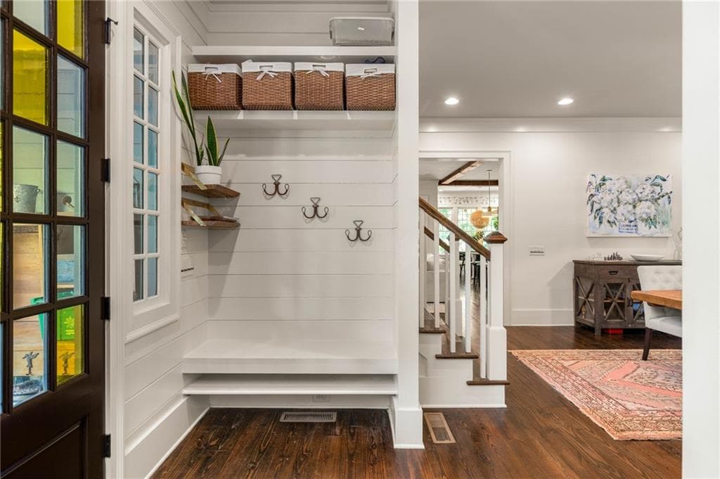 5 bedroom, 4 bathroom, 4,099 sq ft single family residence for sale at 10568 Serenbe Lane, Chattahoochee Hills, GA 30268 — photo 2