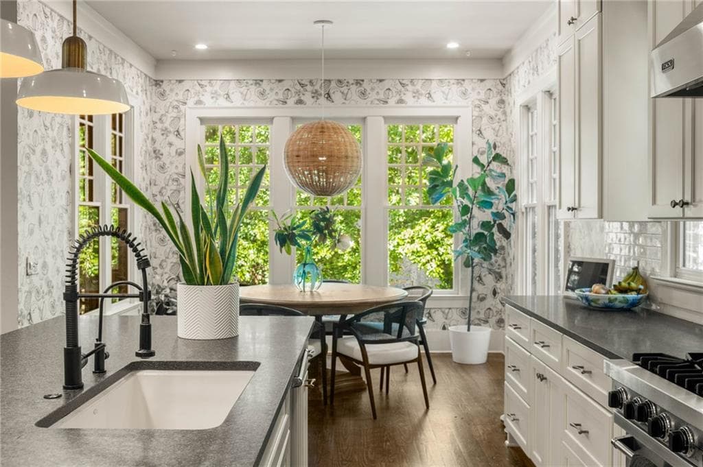 5 bedroom, 4 bathroom, 4,099 sq ft single family residence for sale at 10568 Serenbe Lane, Chattahoochee Hills, GA 30268 — photo 6