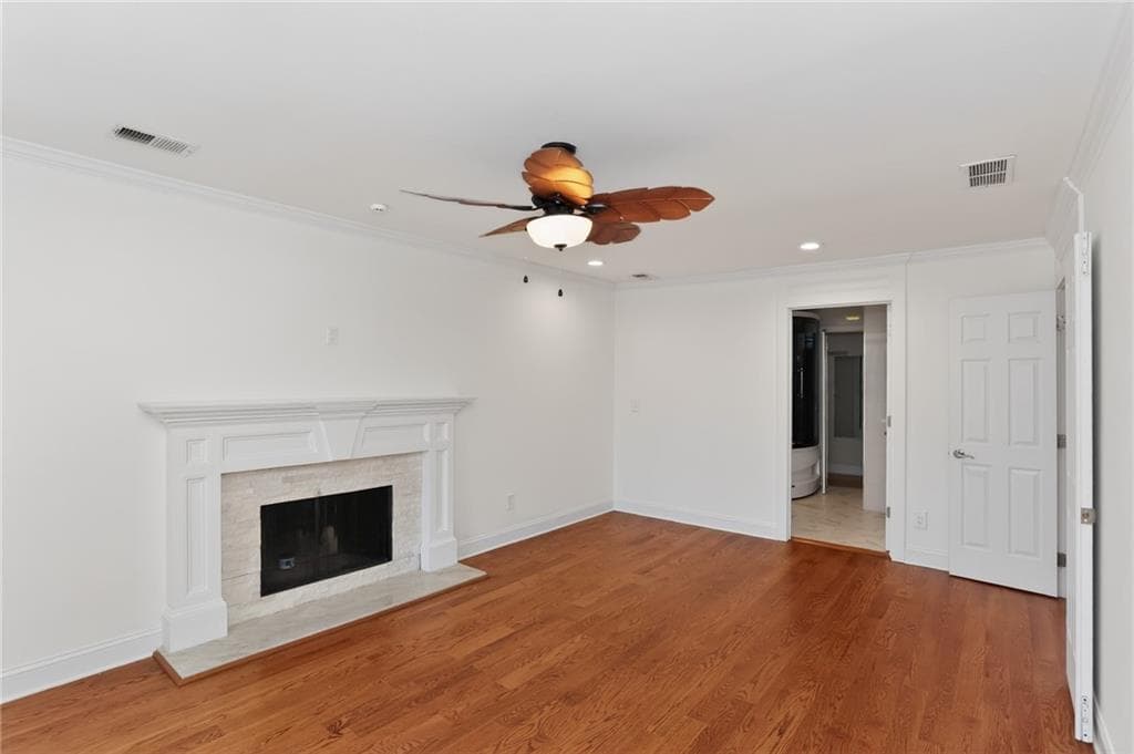 4 bedroom, 3 bathroom, 2,212 sq ft single family residence for sale at 1973 Sugarstone Drive, Lawrenceville, GA 30043 — photo 7
