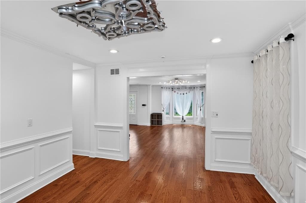 4 bedroom, 3 bathroom, 2,212 sq ft single family residence for sale at 1973 Sugarstone Drive, Lawrenceville, GA 30043 — photo 8