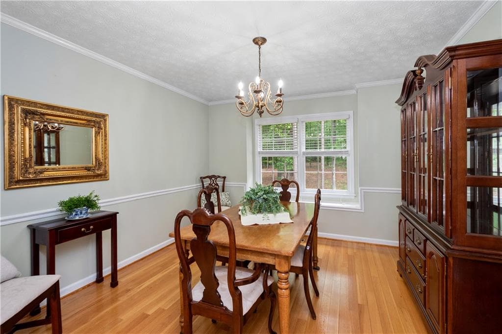 4 bedroom, 3 bathroom, 2,249 sq ft single family residence for sale at 405 Ridgemont Drive, Fayetteville, GA 30215 — photo 5