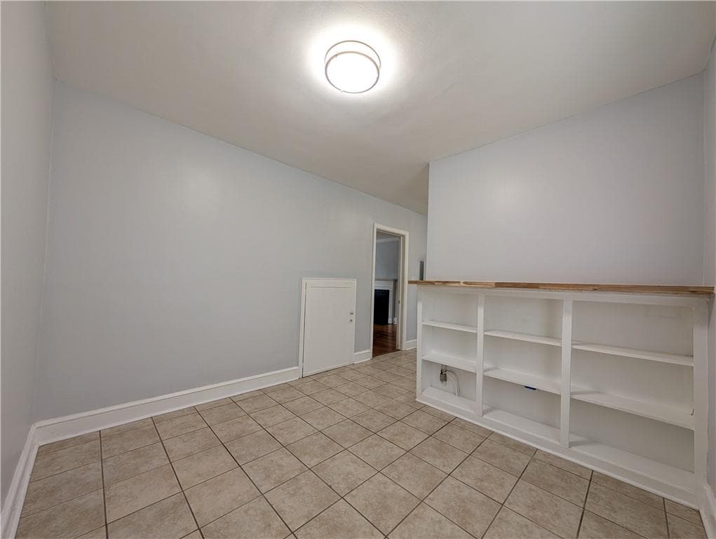 2 bedroom, 1 bathroom, 950 sq ft apartment for rent at 1761 John Calvin Avenue 1, Atlanta, GA 30337 for $1,250 a month — photo 9