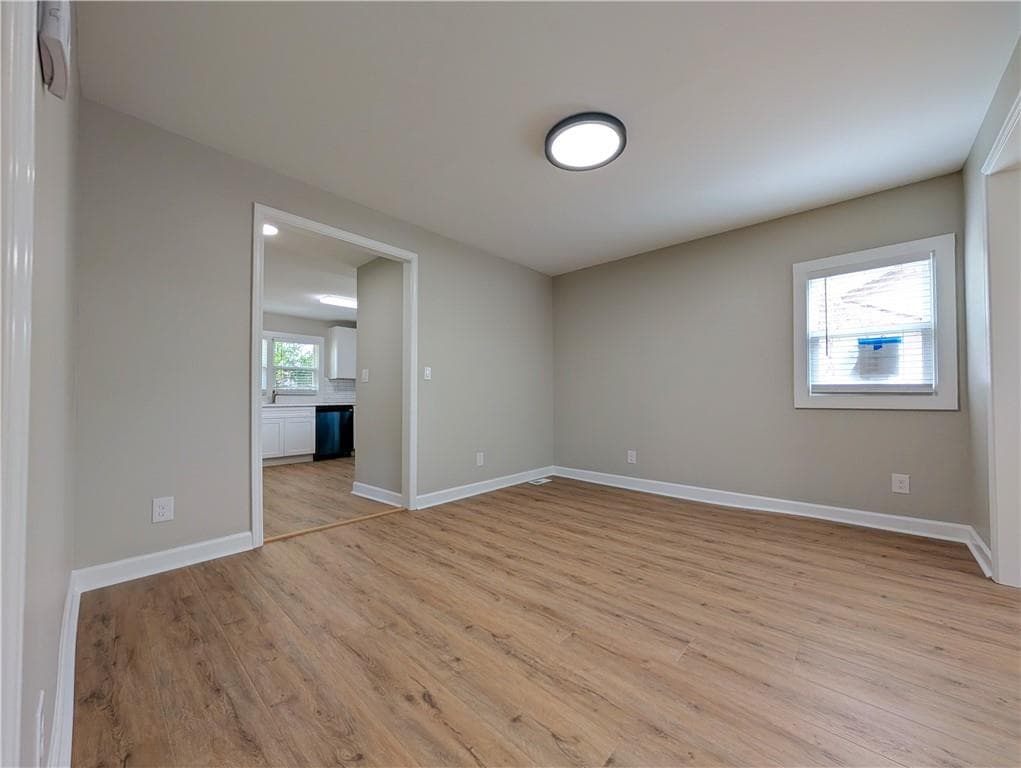 3 bedroom, 2 bathroom, 1,100 sq ft single family residence for rent at 1377 Pine Avenue, Atlanta, GA 30344 for $1,650 a month — photo 4