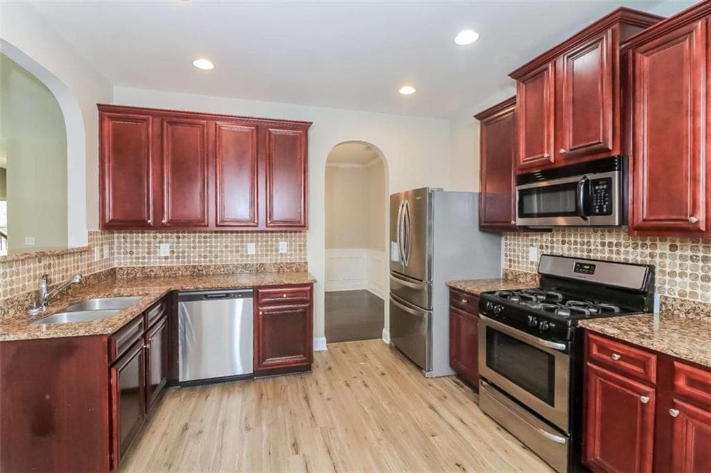 4 bedroom, 4 bathroom, 2,700 sq ft single family residence for sale at 172 Fred Bishop Drive, Canton, GA 30114 — photo 6