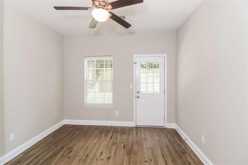 4 bedroom, 4 bathroom, 2,700 sq ft single family residence for sale at 172 Fred Bishop Drive, Canton, GA 30114 — photo 8
