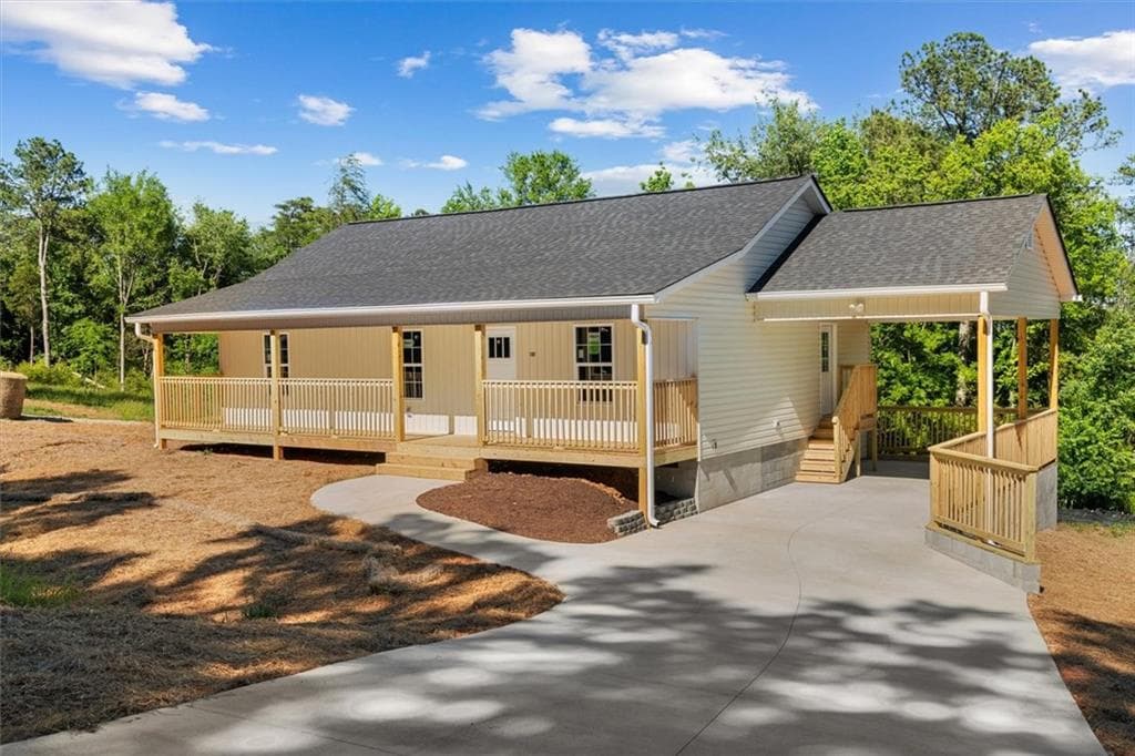 135 Azalea Street, Calhoun, GA 30701 — most recent listing photo