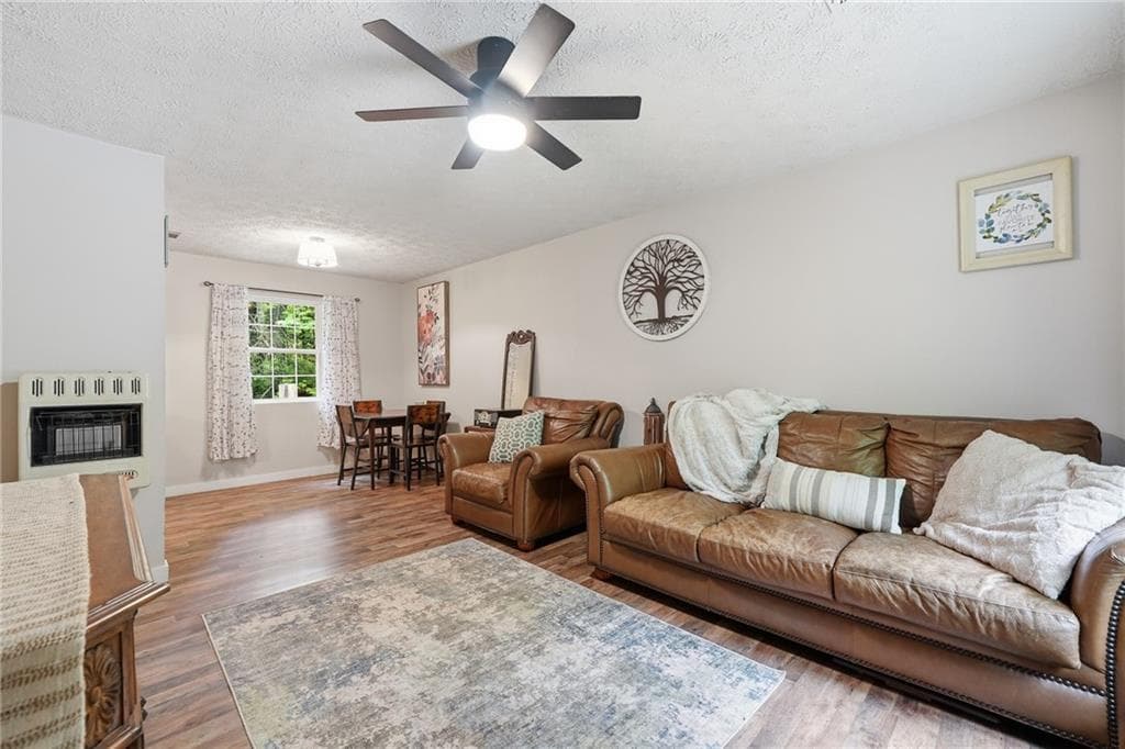 3 bedroom, 2 bathroom, 984 sq ft single family residence for sale at 407 Westwind Circle, Ellijay, GA 30540 — photo 4