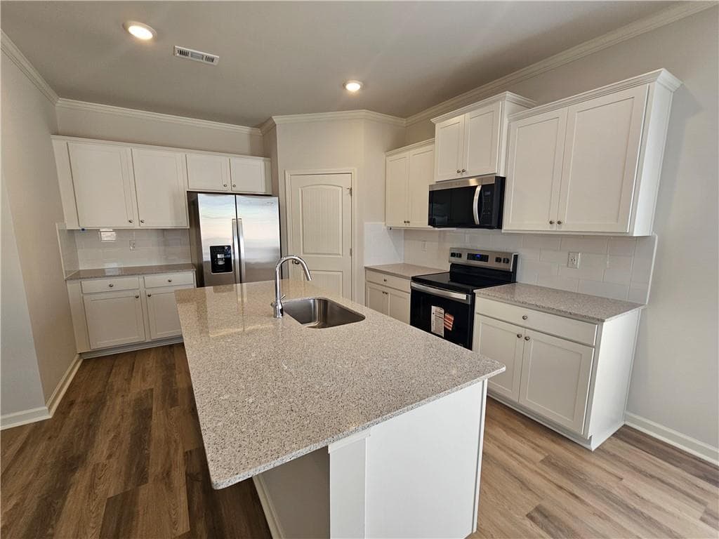 3 bedroom, 3 bathroom, 1,877 sq ft townhouse for rent at 27 Berryville Drive, Dawsonville, GA 30534 for $1,850 a month — photo 4