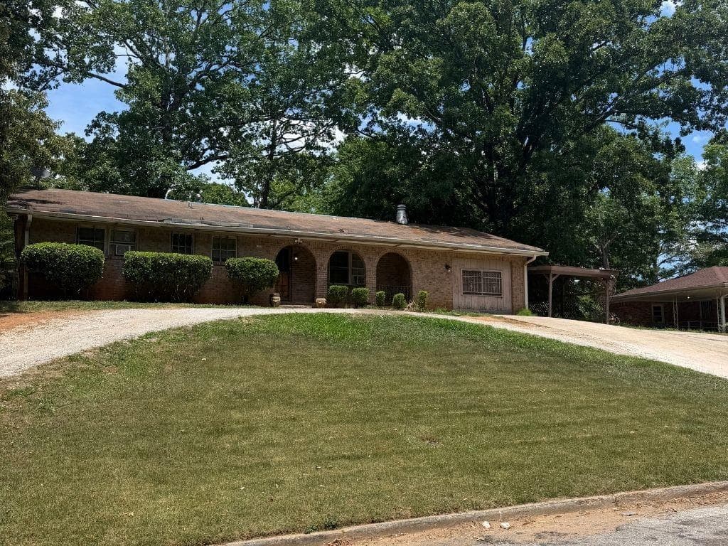 2556 Williamsburg Drive, Decatur, GA 30034 — most recent listing photo