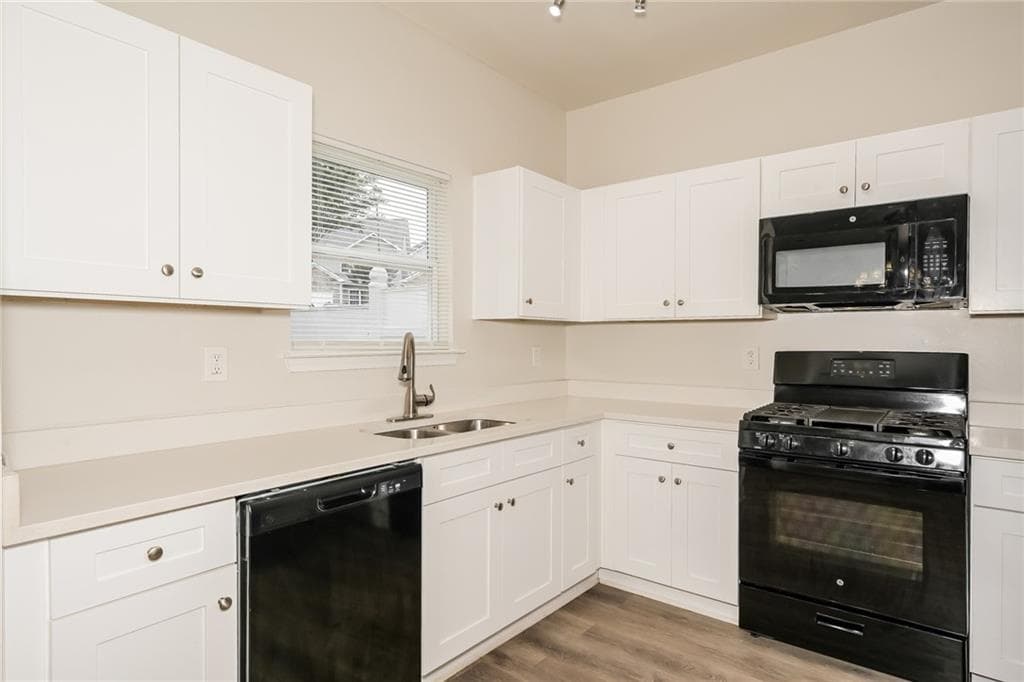 3 bedroom, 3 bathroom, 1,248 sq ft single family residence under contract at 4830 Tangerine Circle, Oakwood, GA 30566 — photo 7
