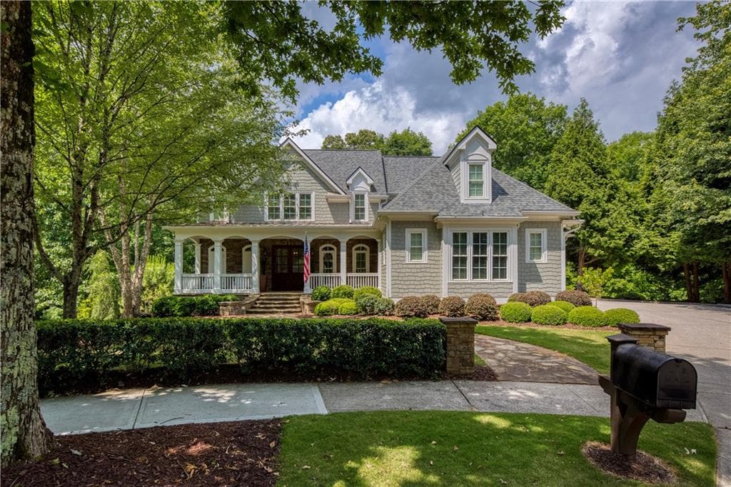 5 bedroom, 5 bathroom, 5,738 sq ft single family residence under contract at 6627 Westerly Lane, Gainesville, GA 30506 — photo 3