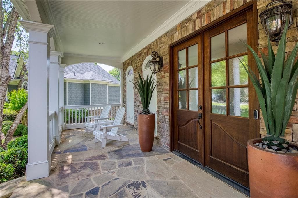 5 bedroom, 5 bathroom, 5,738 sq ft single family residence under contract at 6627 Westerly Lane, Gainesville, GA 30506 — photo 4