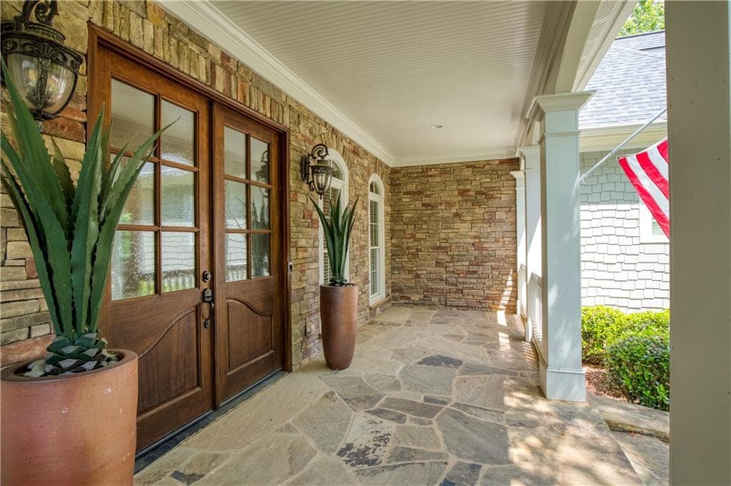 5 bedroom, 5 bathroom, 5,738 sq ft single family residence under contract at 6627 Westerly Lane, Gainesville, GA 30506 — photo 5