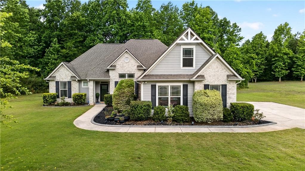 5 bedroom, 3 bathroom, 2,592 sq ft single family residence sold at 12359 Hillcrest Drive, Hampton, GA 30228