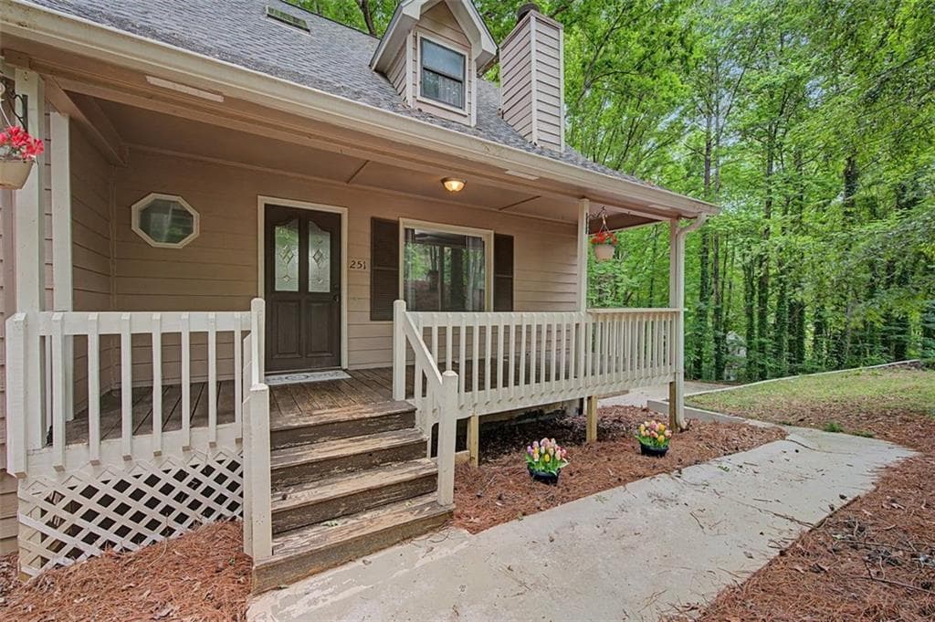 4 bedroom, 2 bathroom, 1,588 sq ft single family residence for sale at 251 Paces Lakes Drive, Dallas, GA 30157 — photo 5