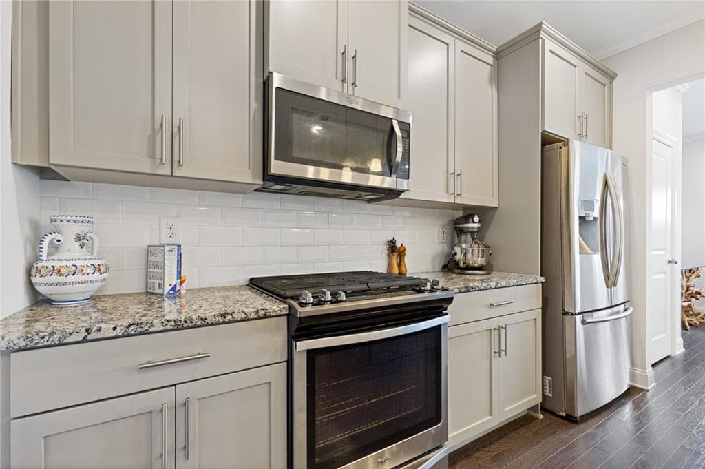 3 bedroom, 3 bathroom, 1,731 sq ft townhouse for sale at 916 Westmoreland Circle, Atlanta, GA 30318 — photo 10
