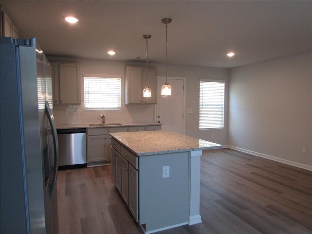 4 bedroom, 3 bathroom, 2,305 sq ft single family residence for rent at 144 Paces Overlook Trace, Dallas, GA 30157 for $2,300 a month — photo 6