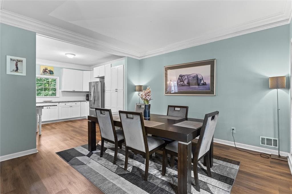 6 bedroom, 4 bathroom, 4,129 sq ft single family residence for sale at 3183 Robinwood Trail, Decatur, GA 30034 — photo 7