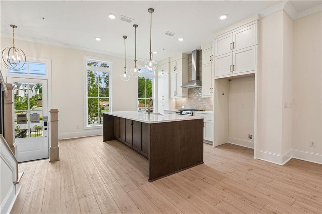 3 bedroom, 4 bathroom, 2,105 sq ft townhouse for sale at 220 Midnight Oak Run 2, Alpharetta, GA 30009