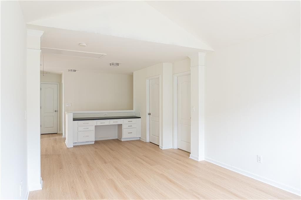 5 bedroom, 4 bathroom, 2,880 sq ft single family residence for sale at 530 Simonton Crest Drive, Lawrenceville, GA 30045 — photo 7