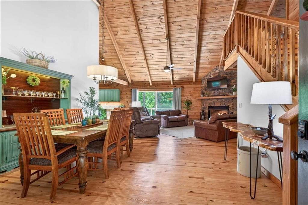 4 bedroom, 3 bathroom, 3,728 sq ft single family residence for sale at 285 Julep Circle, Ellijay, GA 30540 — photo 6