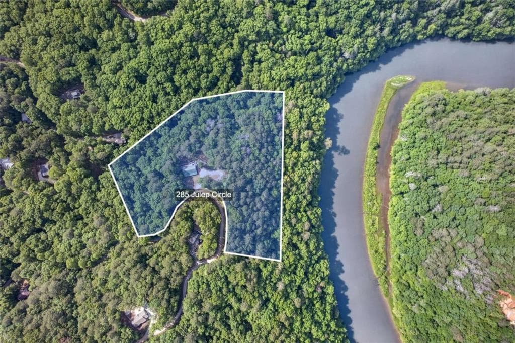 4 bedroom, 3 bathroom, 3,728 sq ft single family residence for sale at 285 Julep Circle, Ellijay, GA 30540 — photo 8