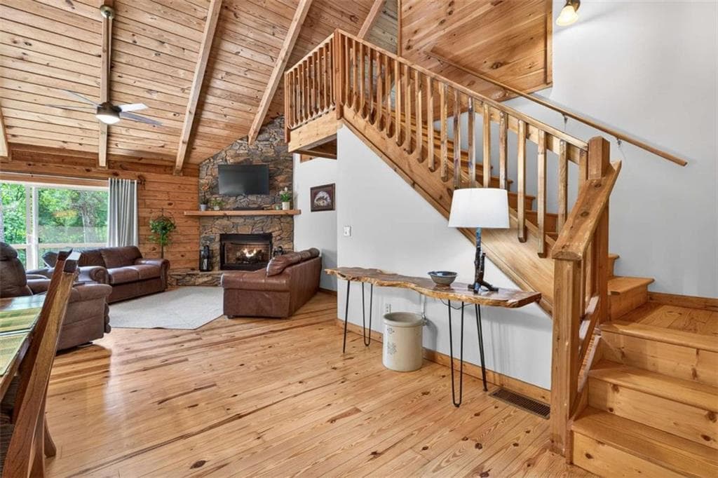 4 bedroom, 3 bathroom, 3,728 sq ft single family residence for sale at 285 Julep Circle, Ellijay, GA 30540 — photo 9